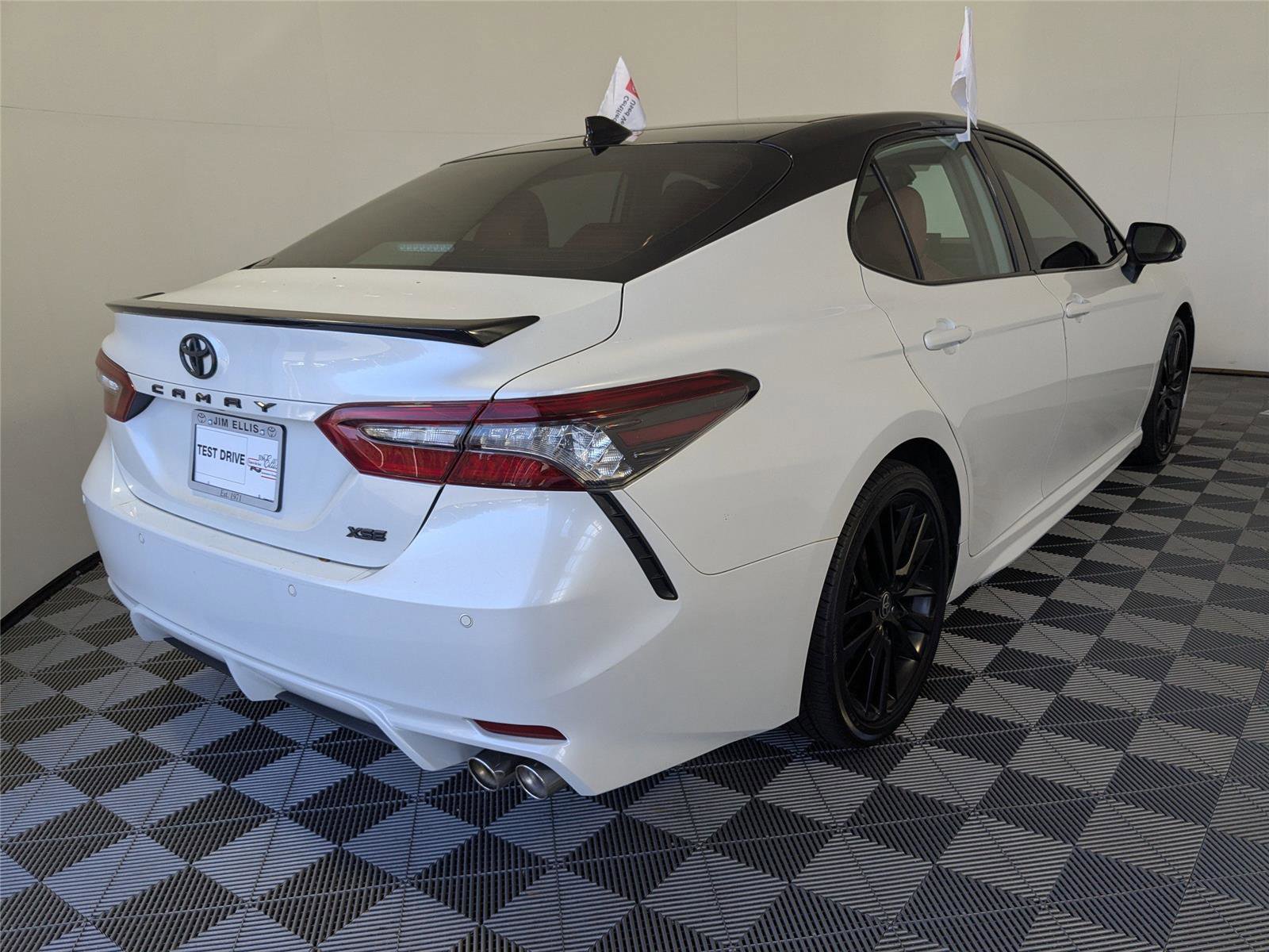 Certified 2021 Toyota Camry XSE w/ Navigation Package image 5