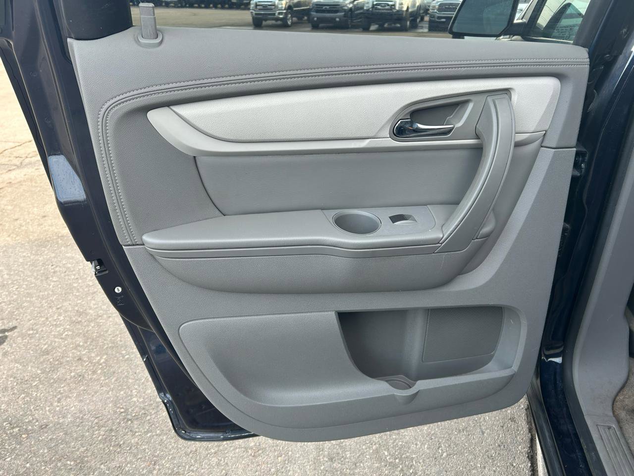 Used 2017 Chevrolet Traverse LS AWD/4WD image 13