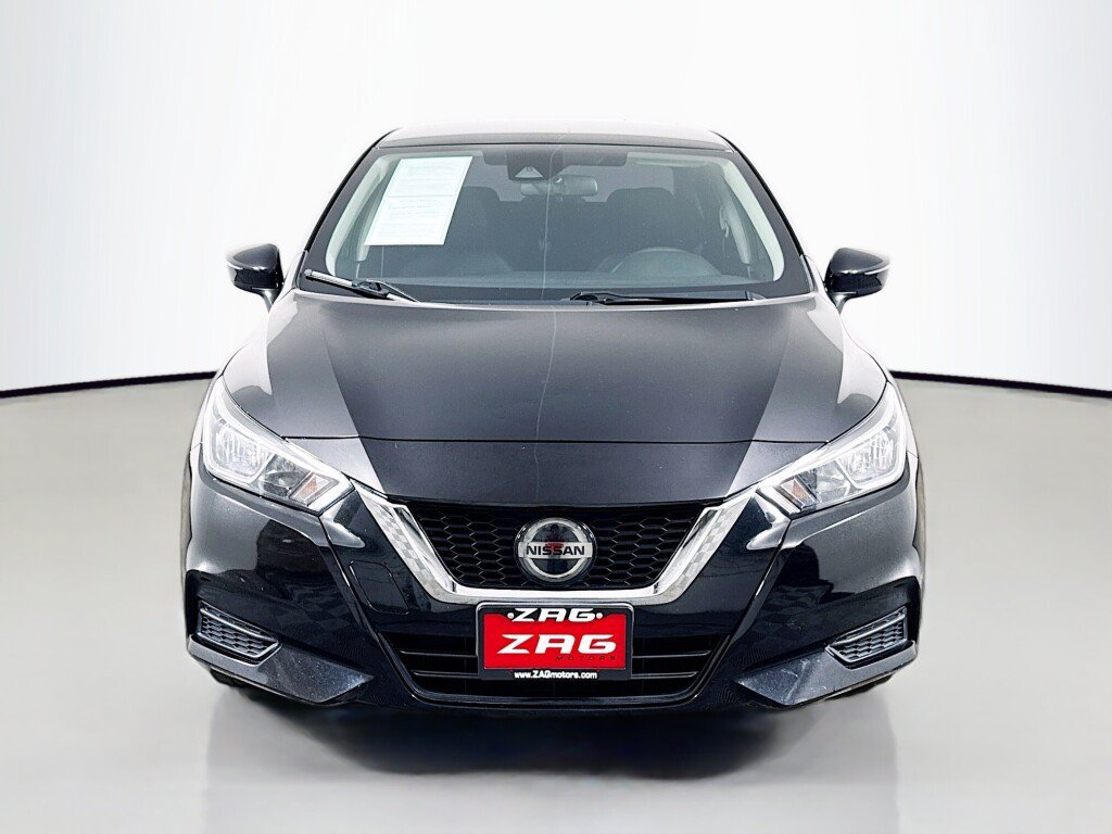 Used 2020 Nissan Versa SV FWD image 8