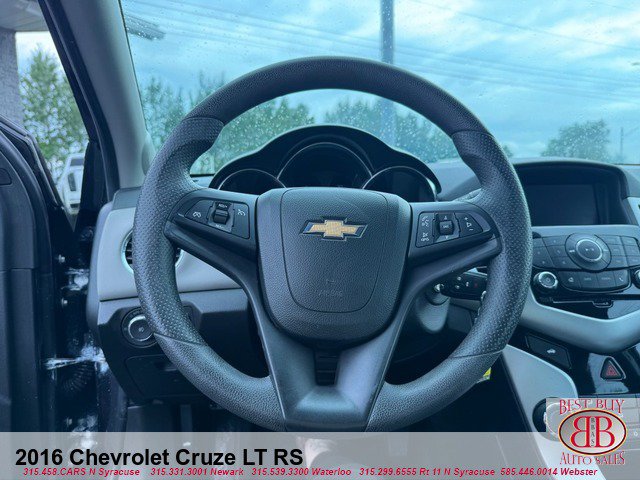 Used 2016 Chevrolet Cruze LT w/ RS Package FWD image 17