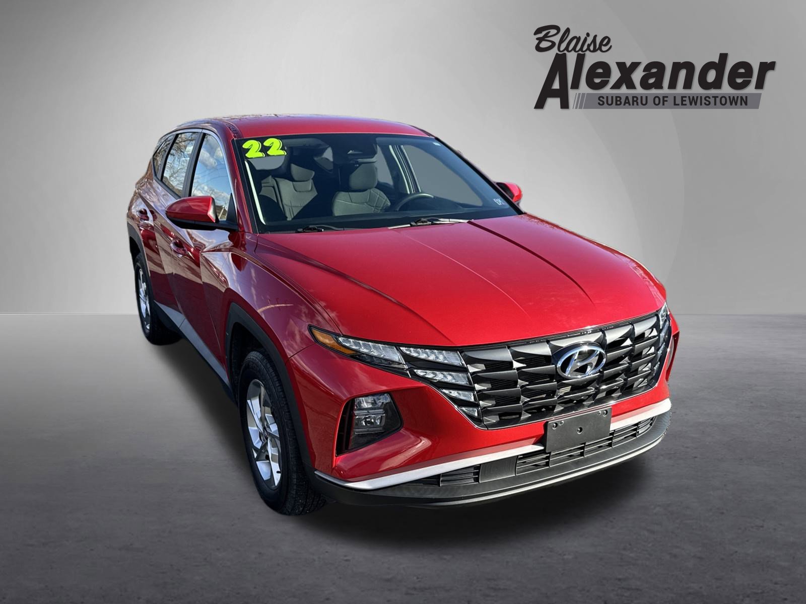 Used 2022 Hyundai Tucson SE image 1