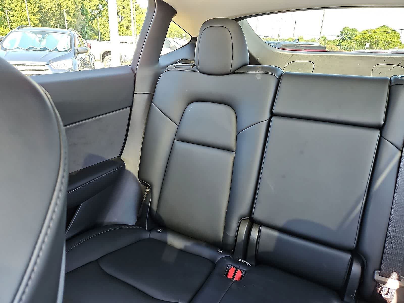Used 2022 Tesla Model Y Long Range AWD/4WD image 13