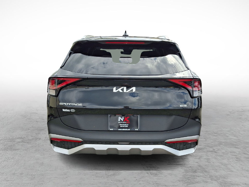 Used 2025 Kia Sportage EX AWD/4WD image 5