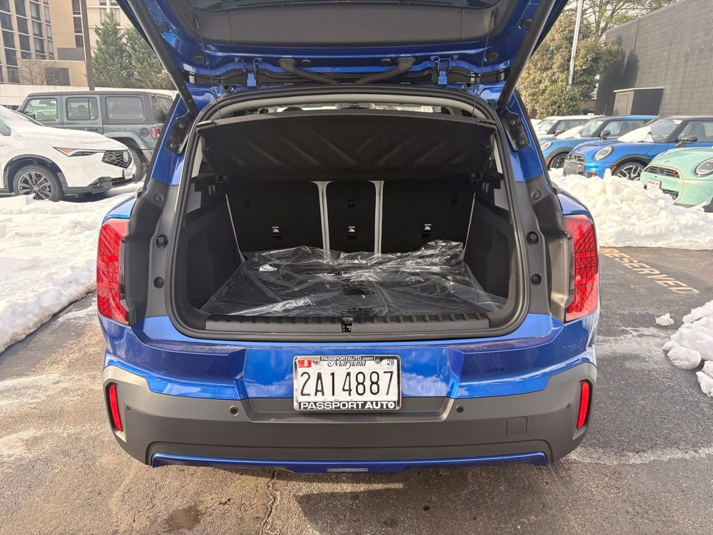 Used 2025 MINI Cooper Countryman S w/ Comfort Package Max image 12