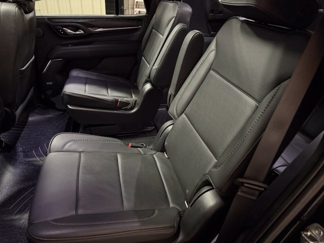 Used 2021 GMC Yukon Denali w/ Denali Premium Package AWD/4WD image 19