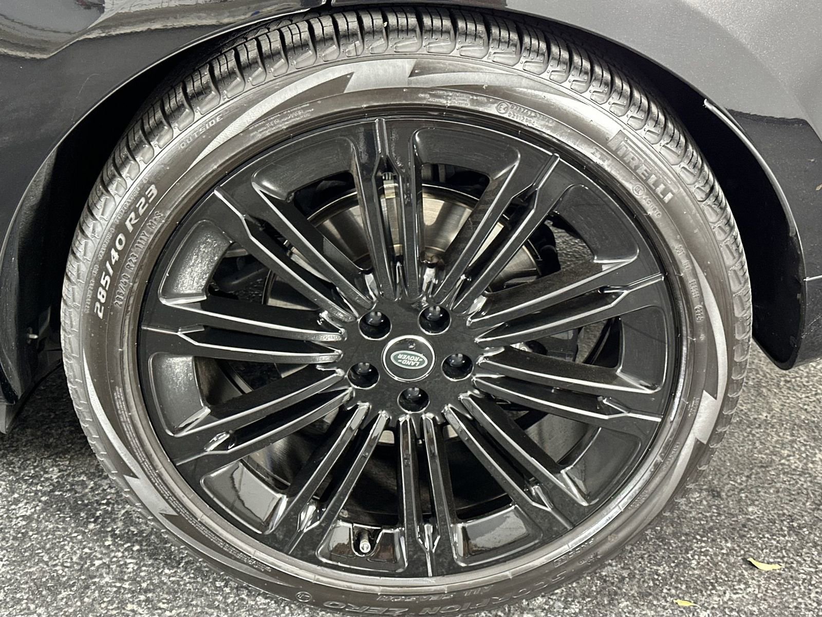 Used 2024 Land Rover Range Rover Long Wheelbase SE image 10