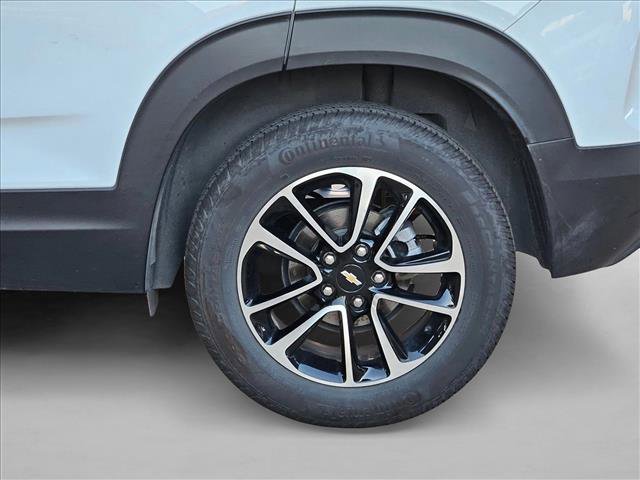 Used 2025 Chevrolet TrailBlazer LT image 27
