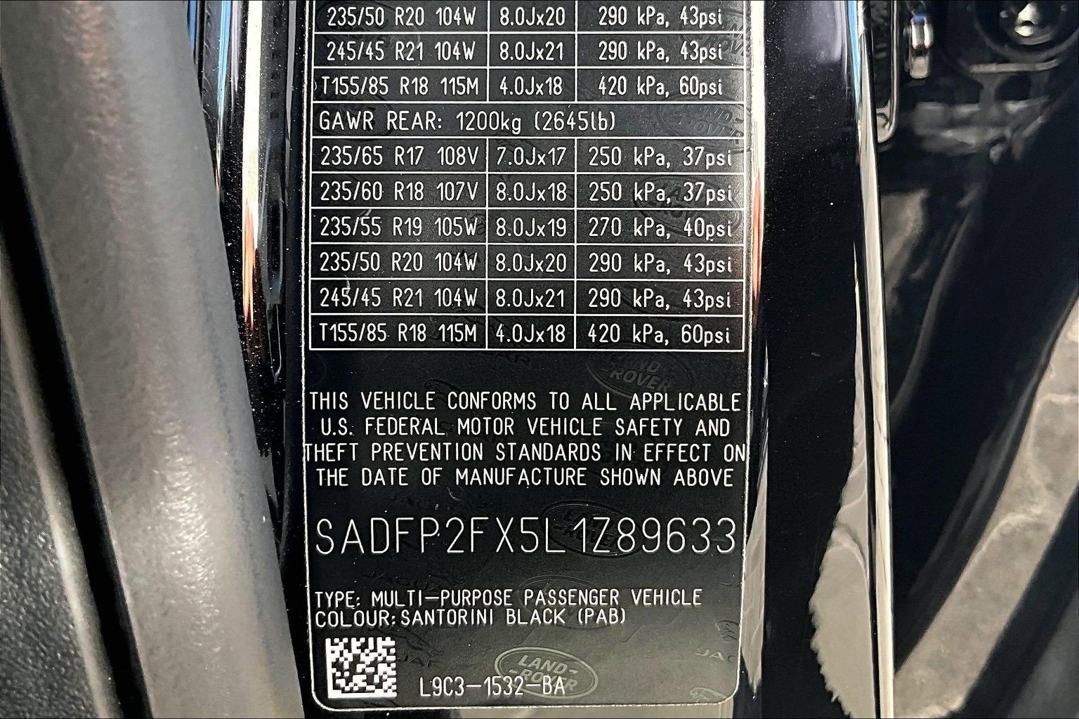 Used 2020 Jaguar E-PACE SE image 35