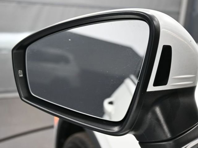 Used 2024 Volkswagen Tiguan SE FWD image 10