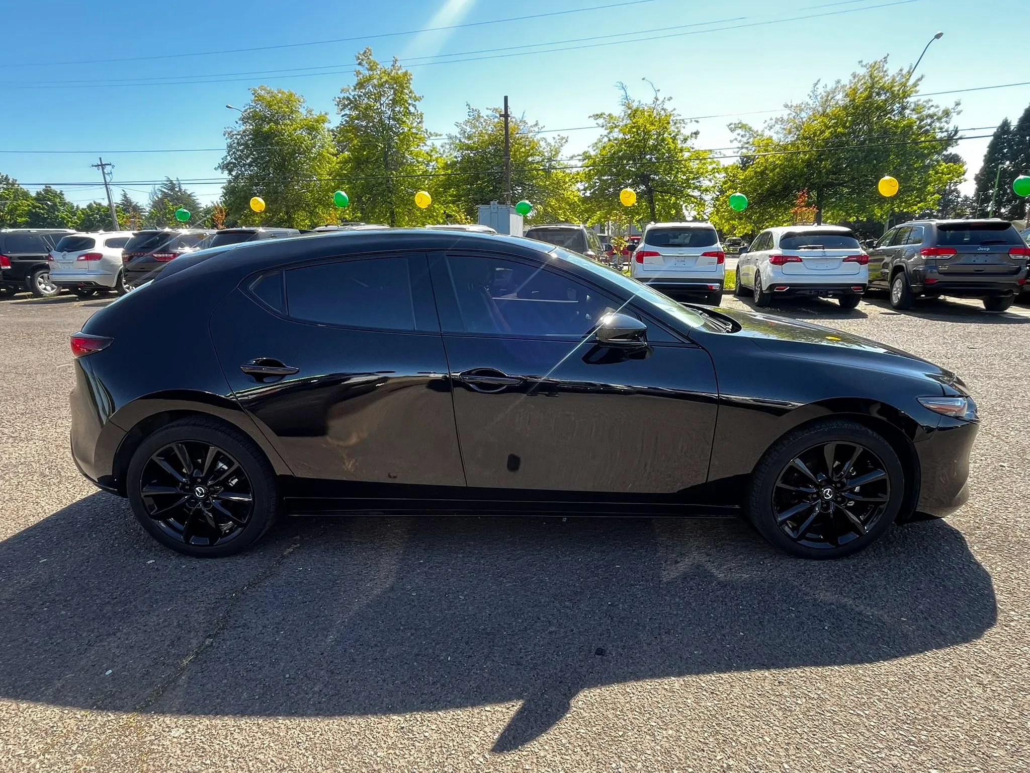 Used 2023 MAZDA MAZDA3 s FWD image 2