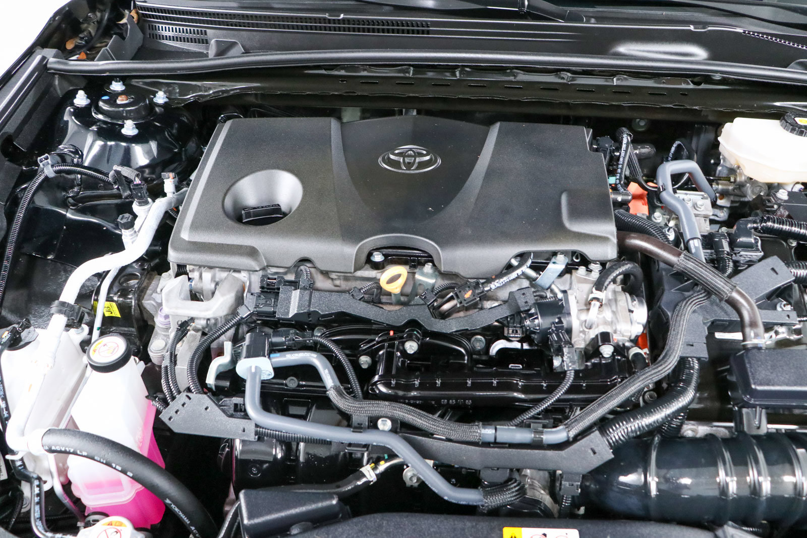 Used 2025 Toyota Camry SE FWD image 28