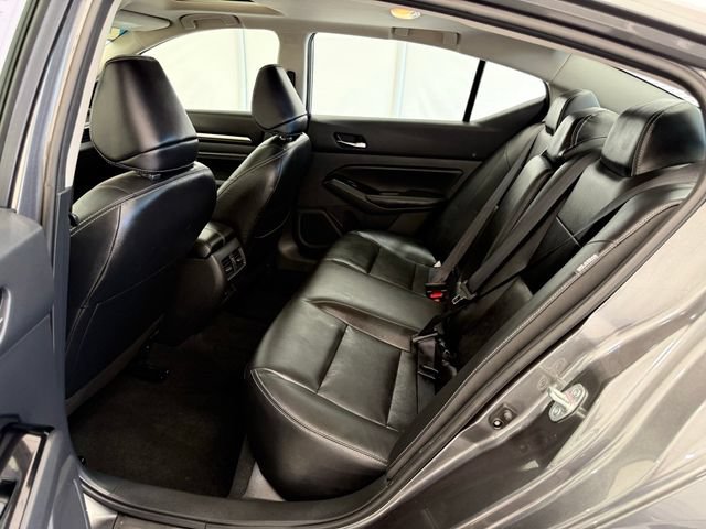 Used 2023 Nissan Altima 2.5 SL FWD image 16