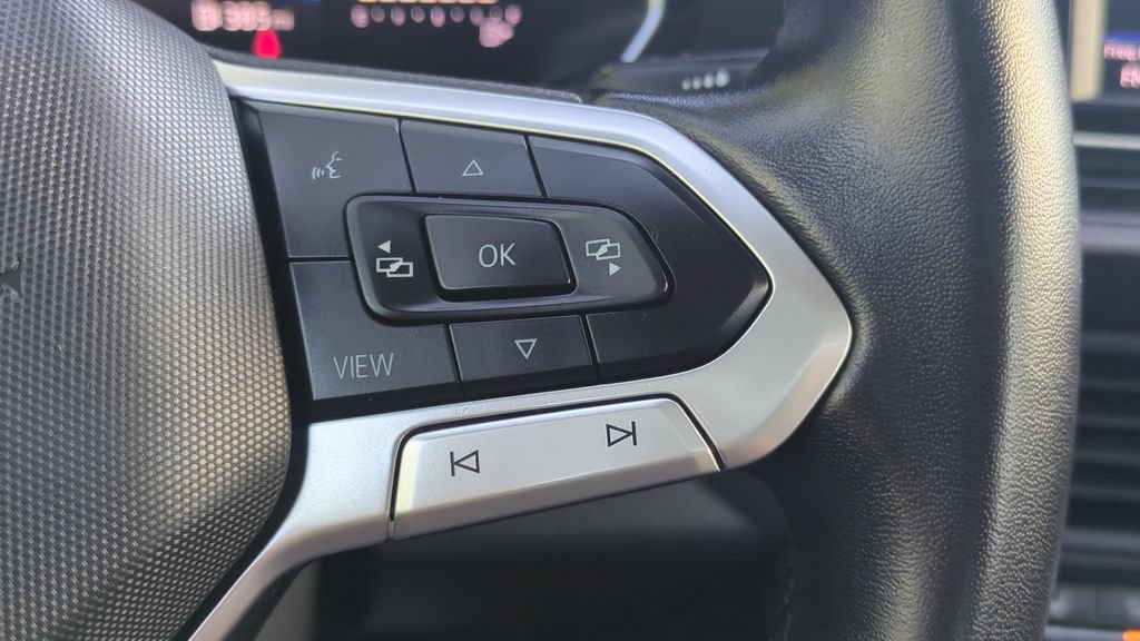 Used 2024 Volkswagen Jetta SE FWD image 21
