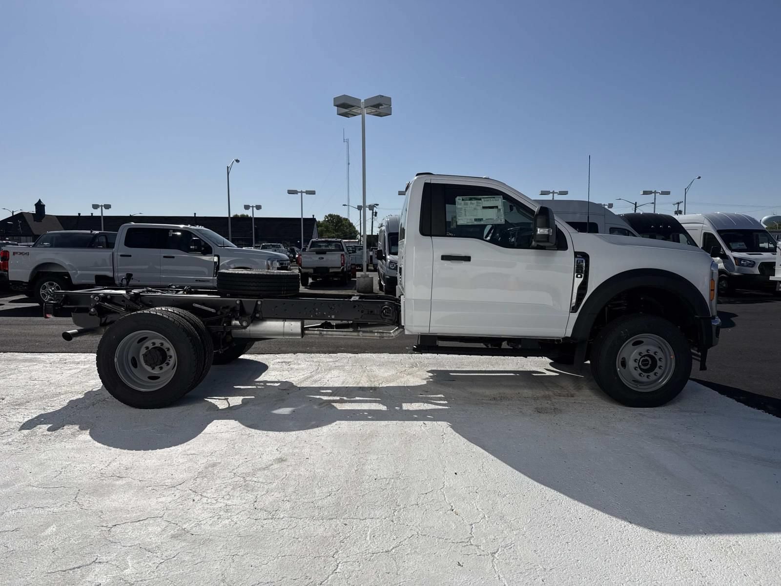 New 2026 Ford F600 4x4 Regular Cab Super Duty w/ XL Chrome Package image 2