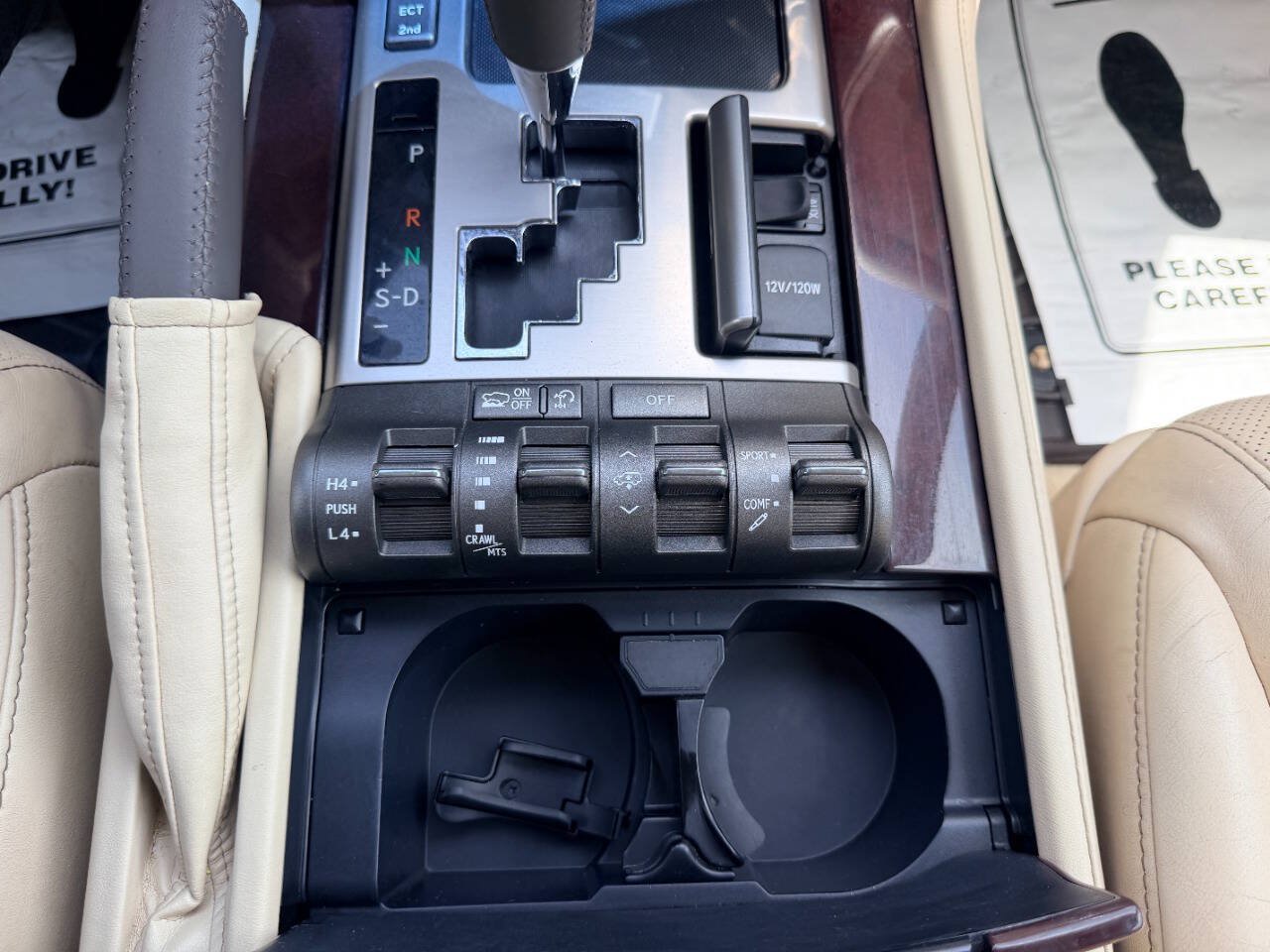 Used 2013 Lexus LX 570 4WD w/ Luxury Pkg image 58