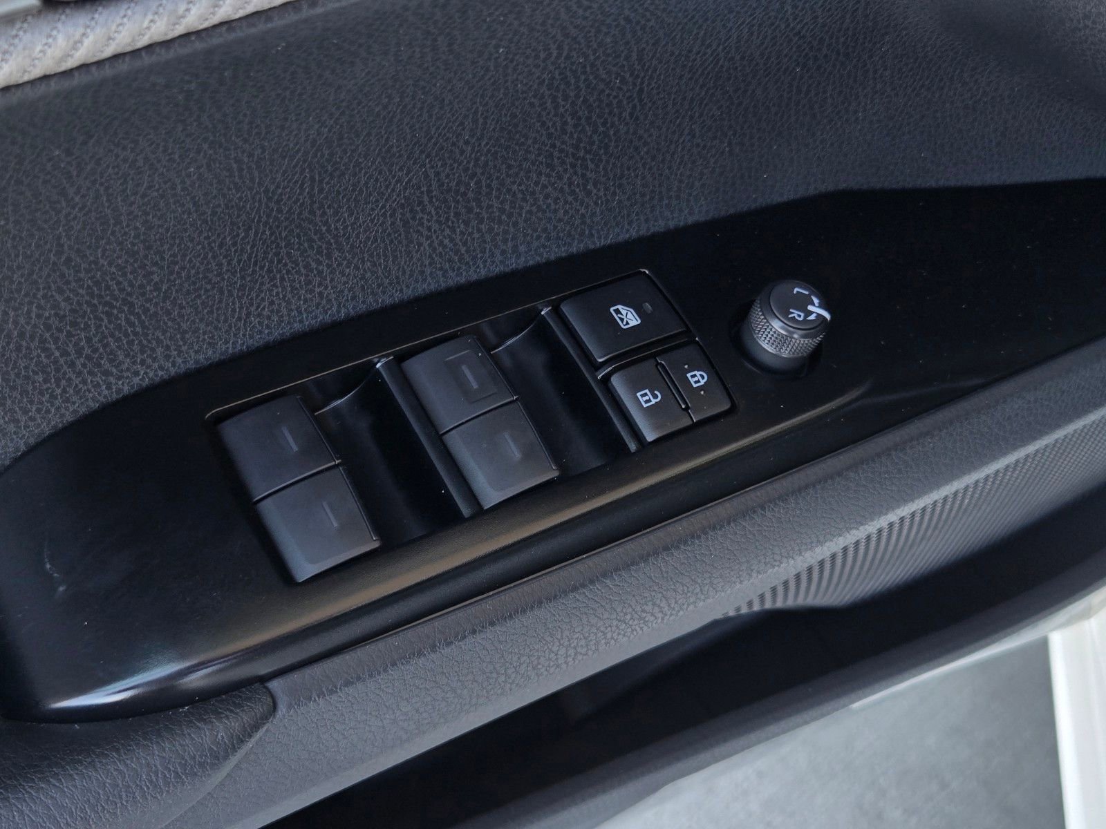 Certified 2026 Toyota Camry SE FWD image 10