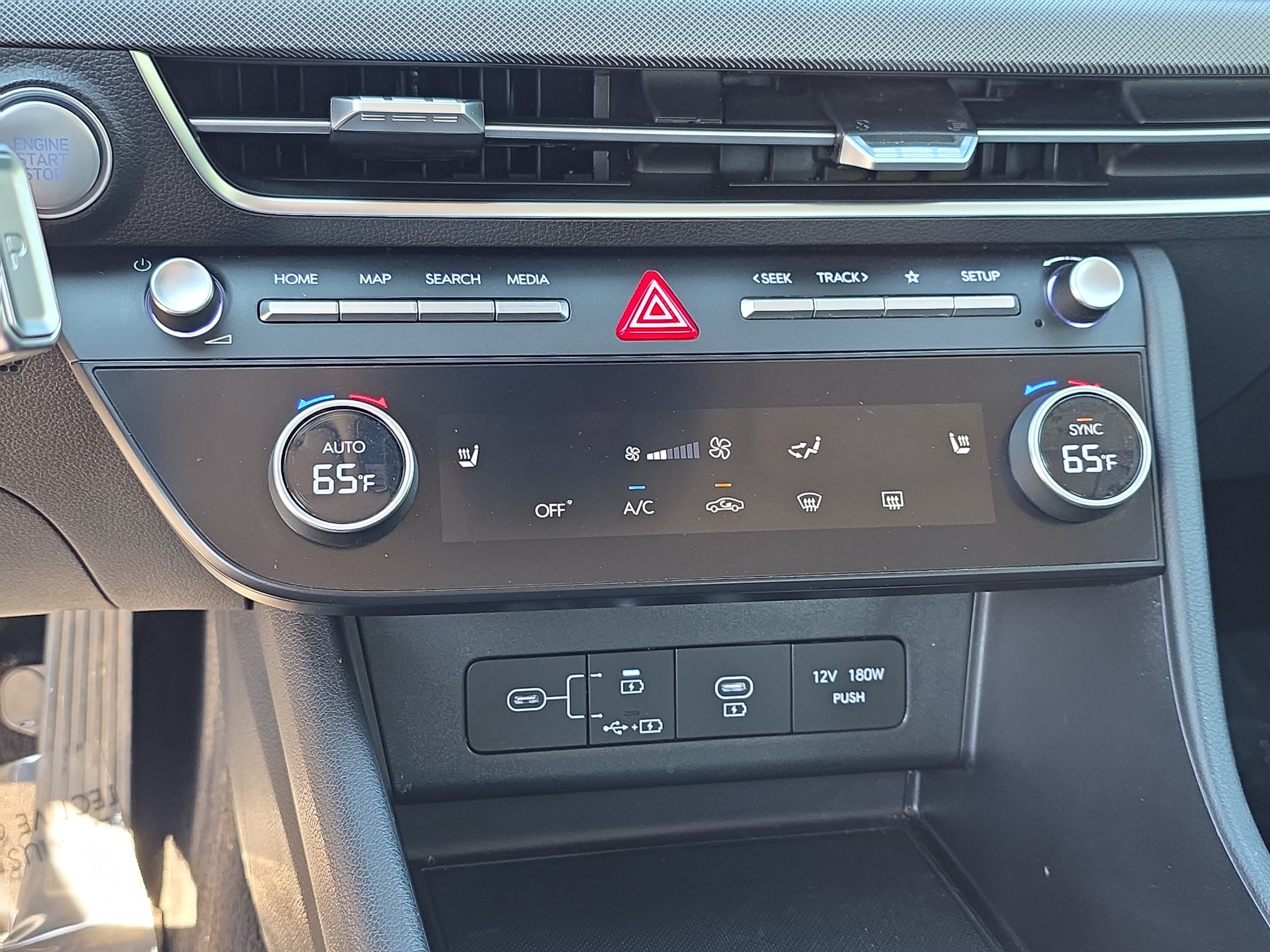 Used 2025 Hyundai Sonata SEL FWD image 21