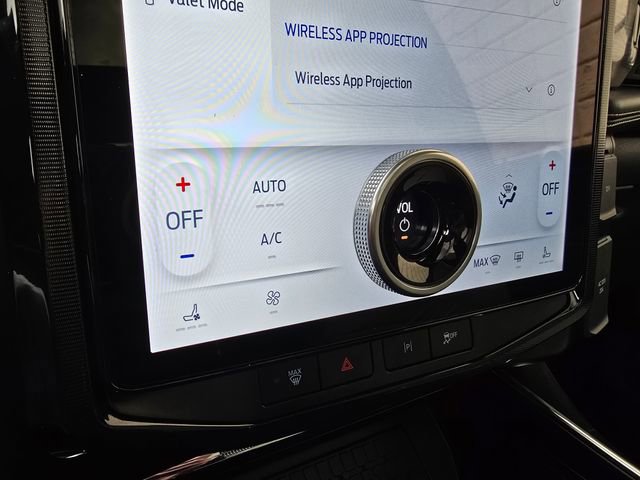 Used 2023 Ford F150 Lightning Platinum image 61