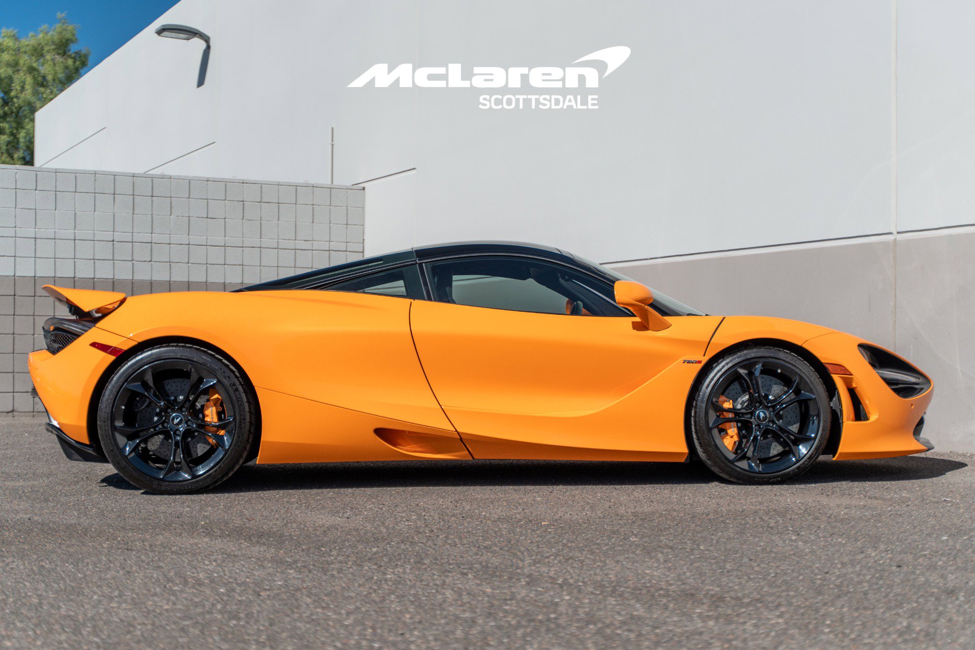 Used 2019 McLaren 720S image 8