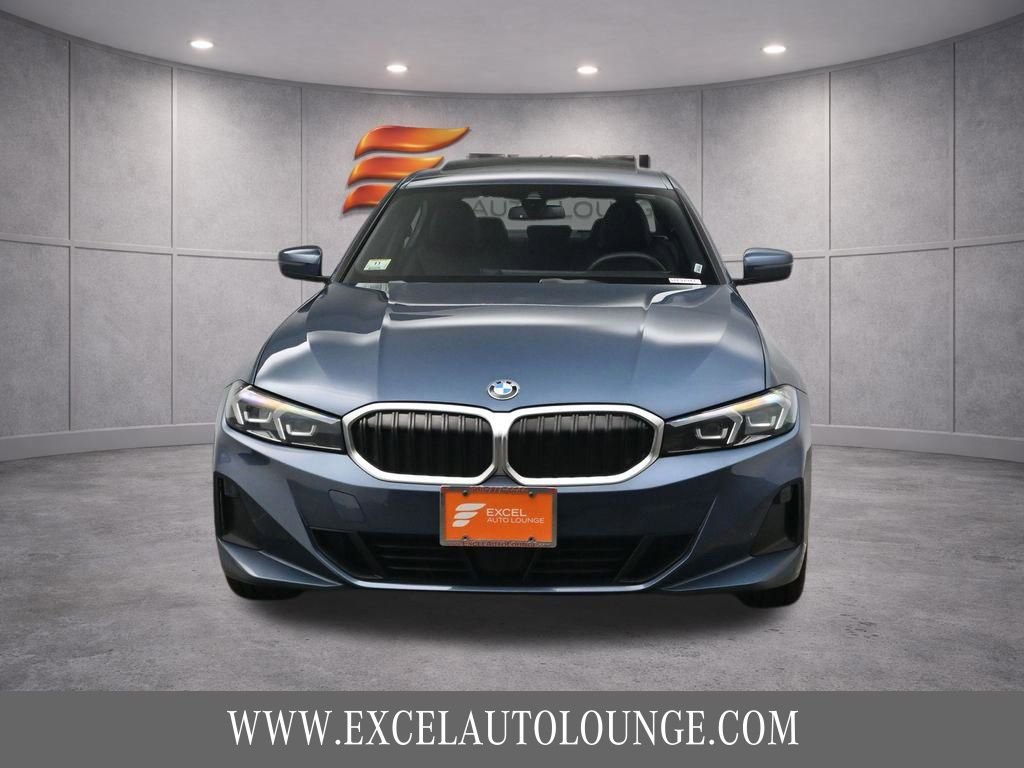 Used 2025 BMW 330i xDrive Sedan image 9