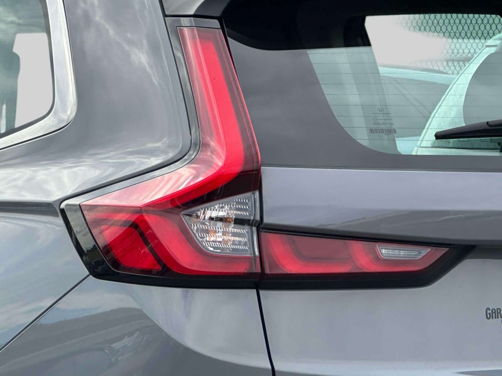 Used 2023 Honda CR-V LX image 8
