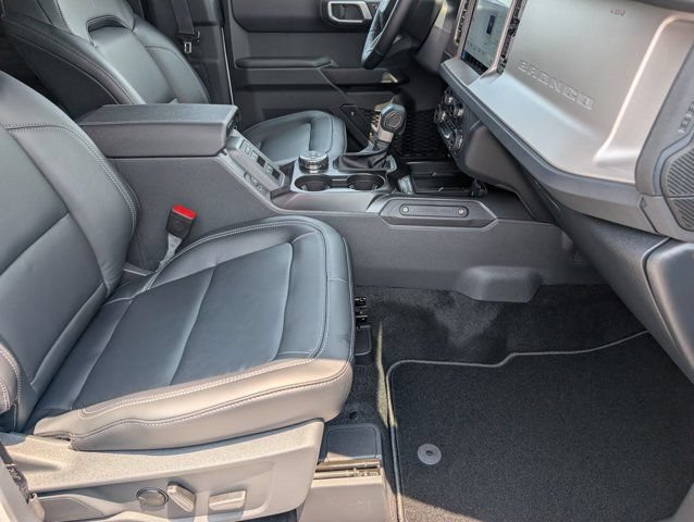 New 2026 Ford Bronco Outer Banks AWD/4WD image 30