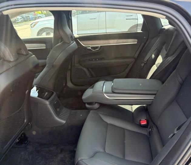 Used 2025 Volvo S90 T8 Plus AWD/4WD image 8
