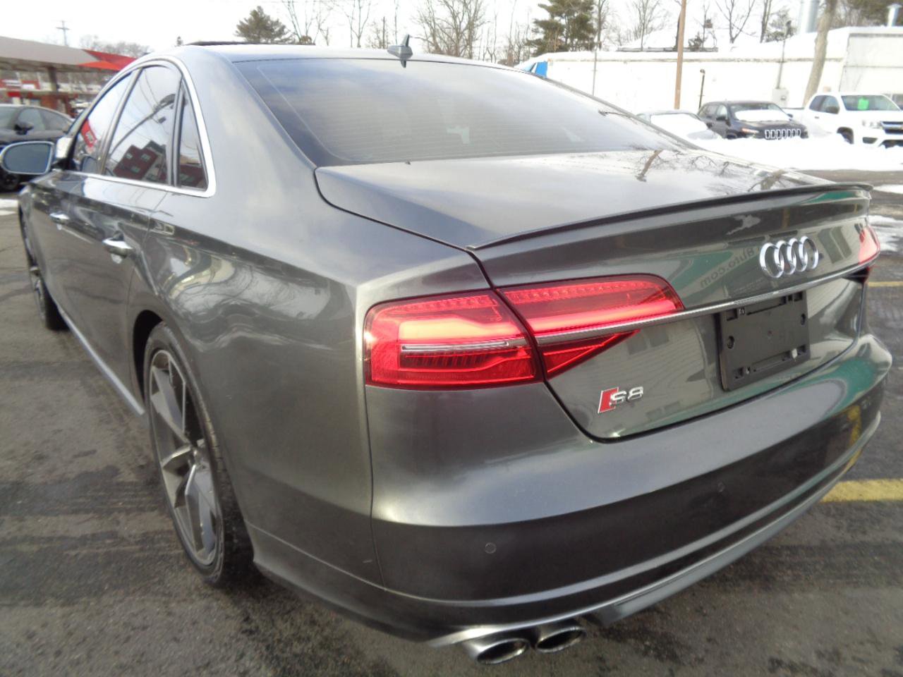 Used 2016 Audi S8 Plus w/ Driver Assistance Package image 21