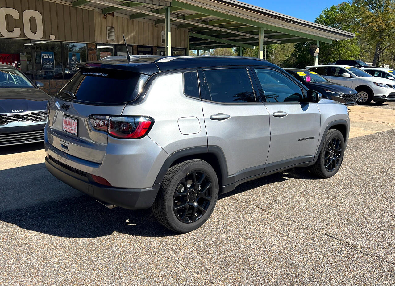 Used 2022 Jeep Compass Latitude w/ Sun and Sound Group image 9