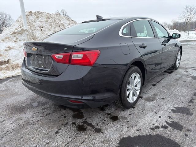 Used 2023 Chevrolet Malibu LT image 3
