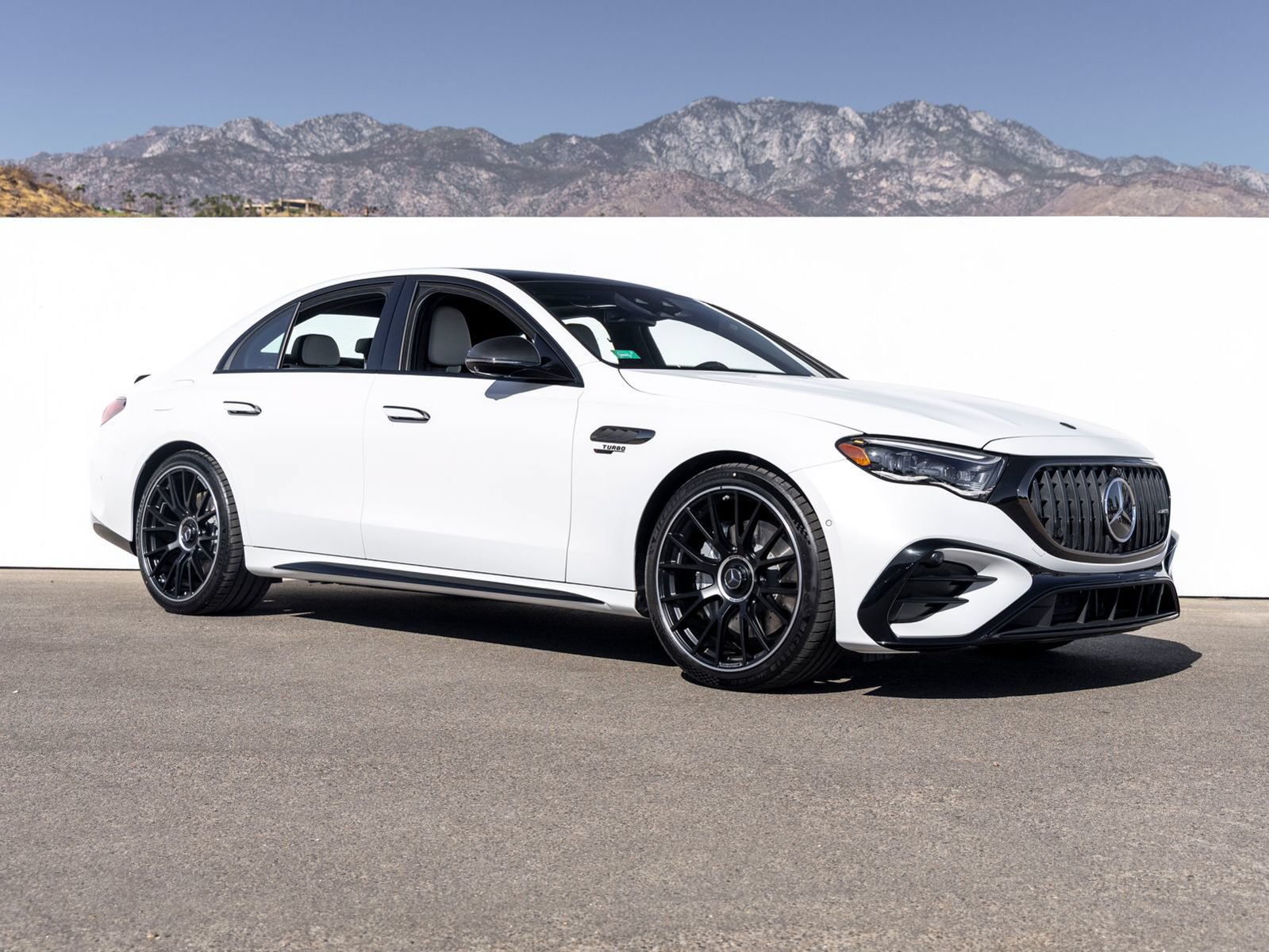 New 2026 Mercedes-Benz E 53 AMG e 4MATIC Sedan image 8