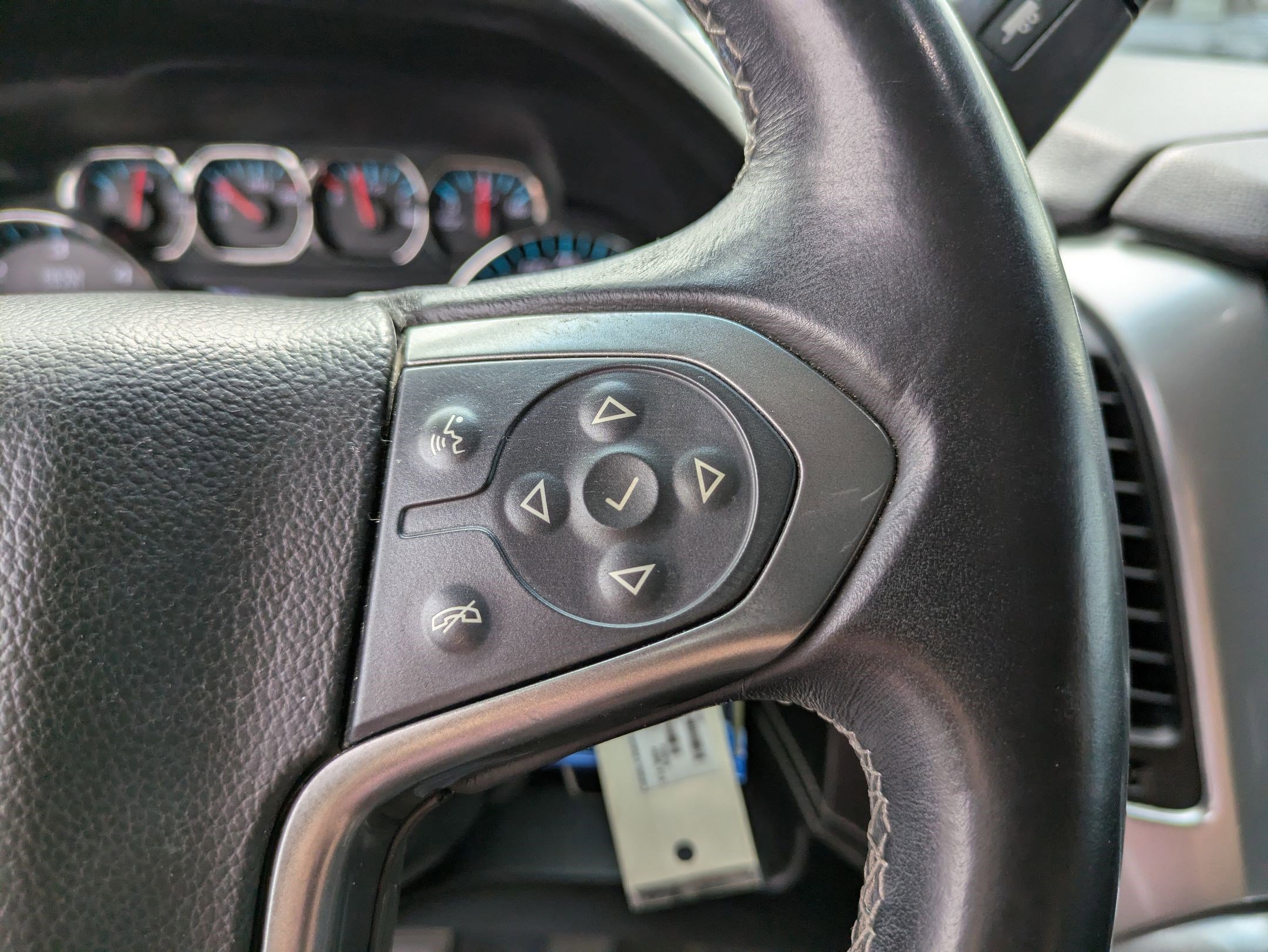 Used 2017 Chevrolet Tahoe LT image 18