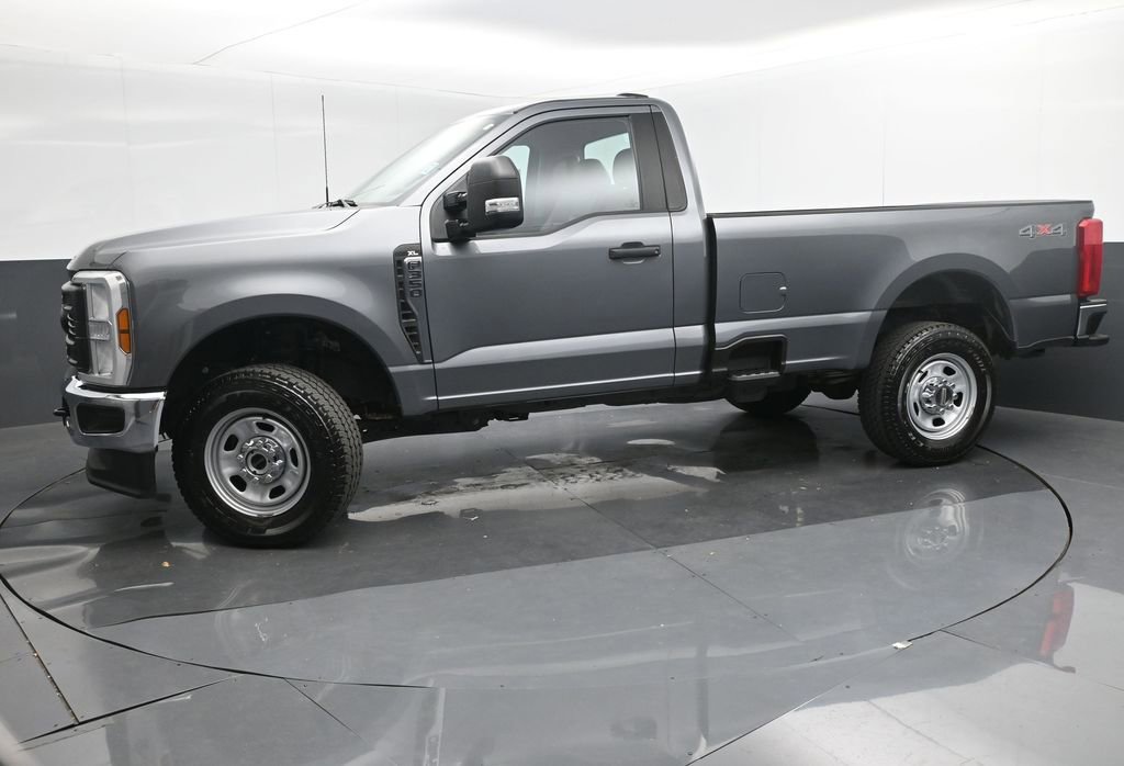 Used 2024 Ford F350 XL w/ XL Chrome Package image 2