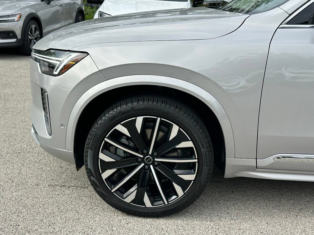 Used 2025 Volvo XC90 B6 Plus AWD/4WD image 10
