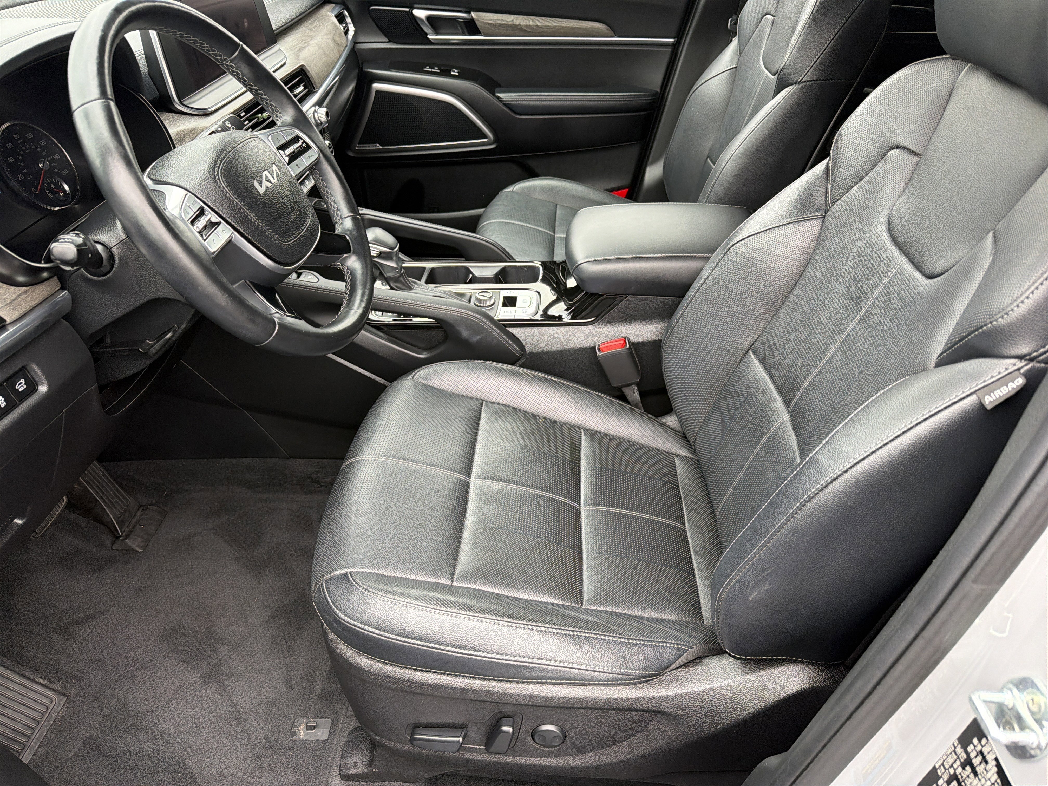 Used 2022 Kia Telluride EX w/ EX Premium Package AWD/4WD image 7