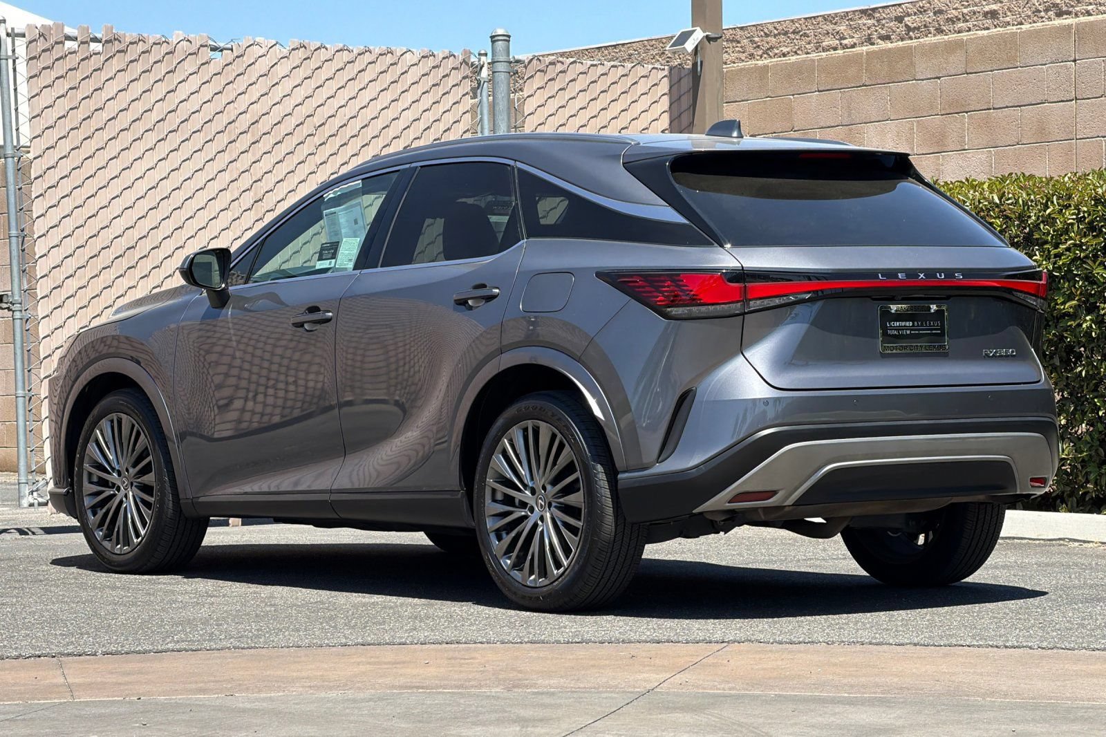 Certified 2023 Lexus RX 350 FWD w/ Accessory Package (Z1) image 6