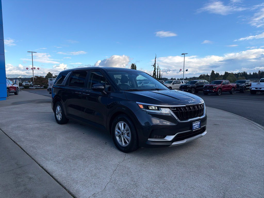 Used 2022 Kia Carnival LX FWD image 7