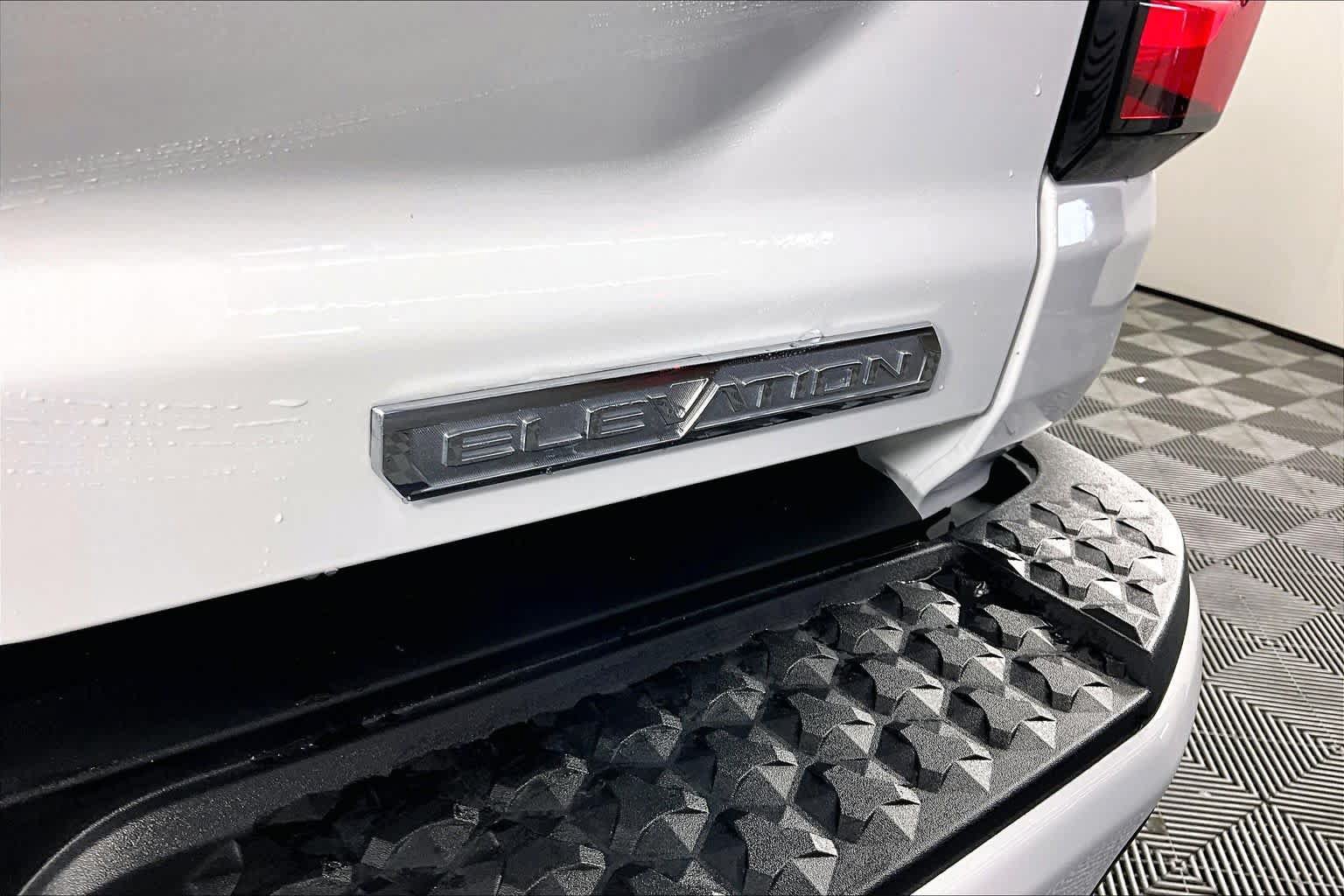 Certified 2026 GMC Canyon Elevation RWD image 10