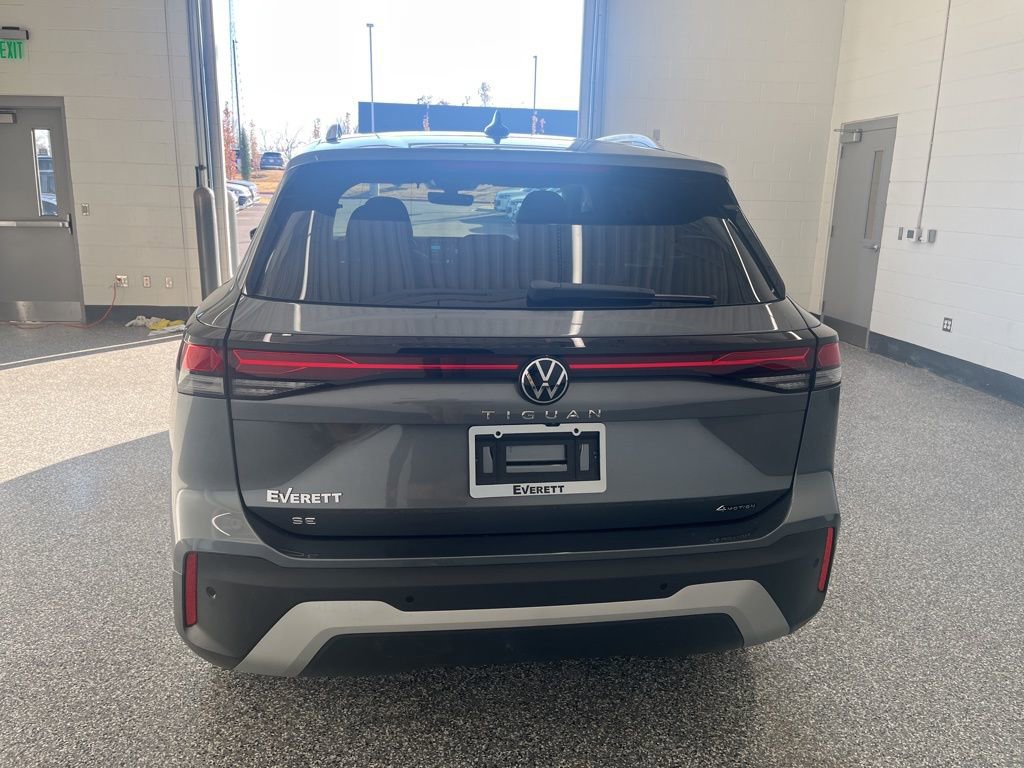 New 2026 Volkswagen Tiguan SE AWD/4WD image 4