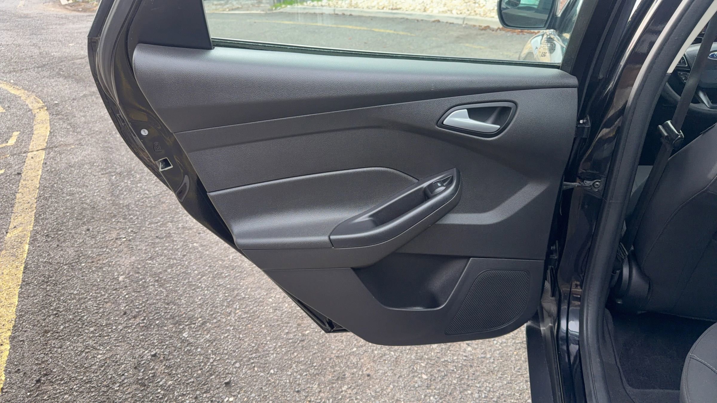 Used 2017 Ford Focus SE image 14