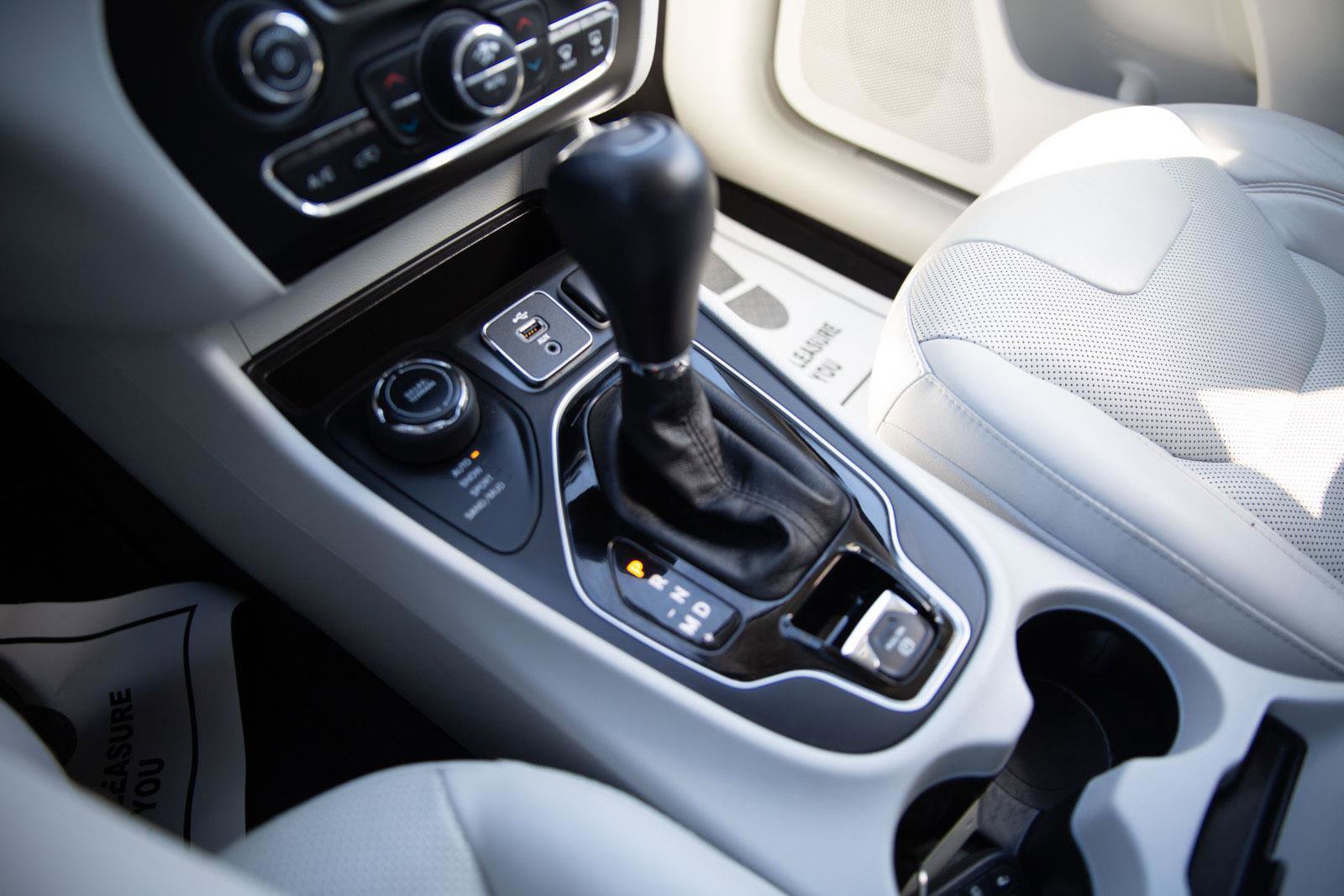 Used 2019 Jeep Cherokee Limited image 17