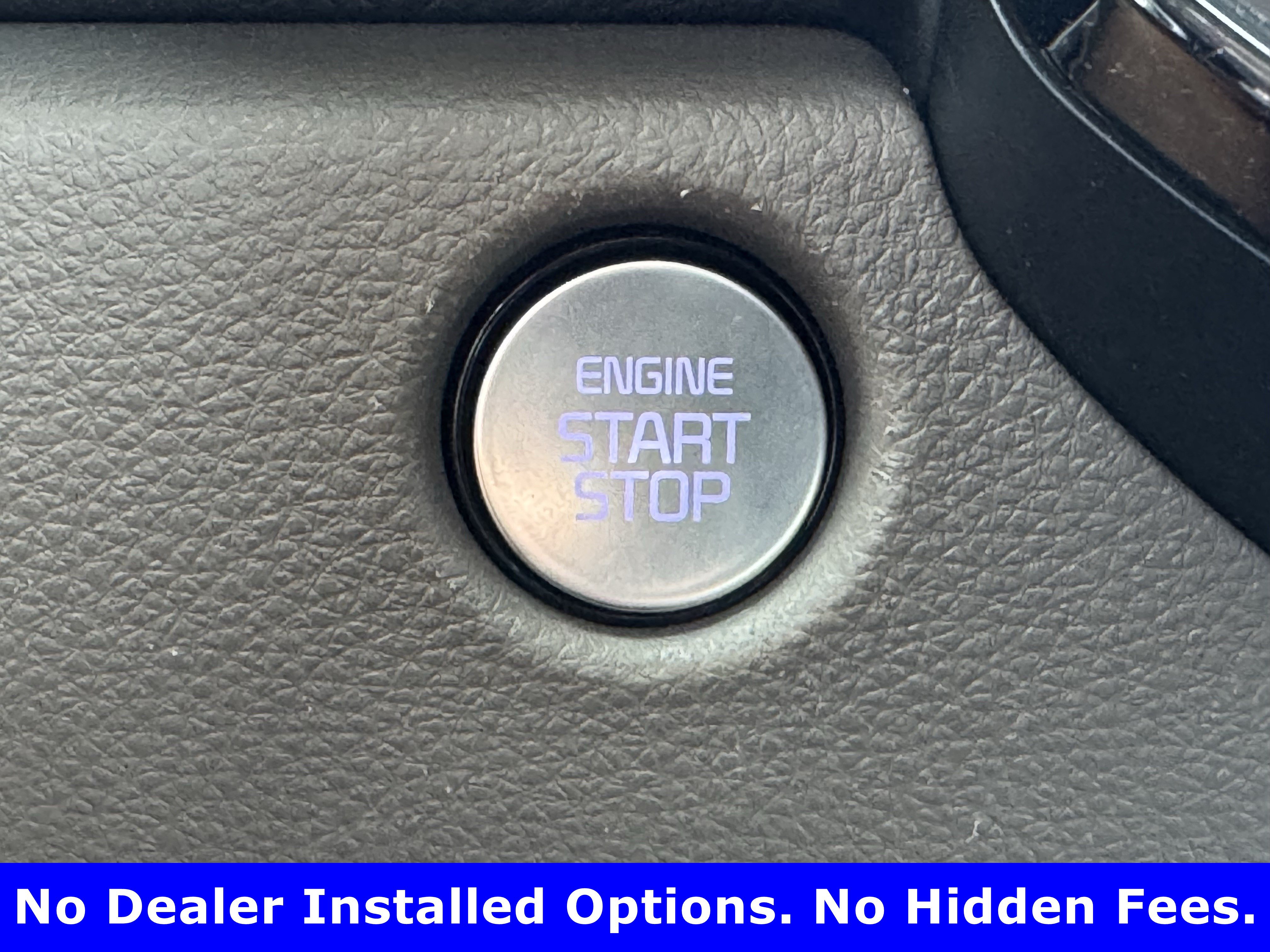 Used 2025 Kia Carnival FWD image 20