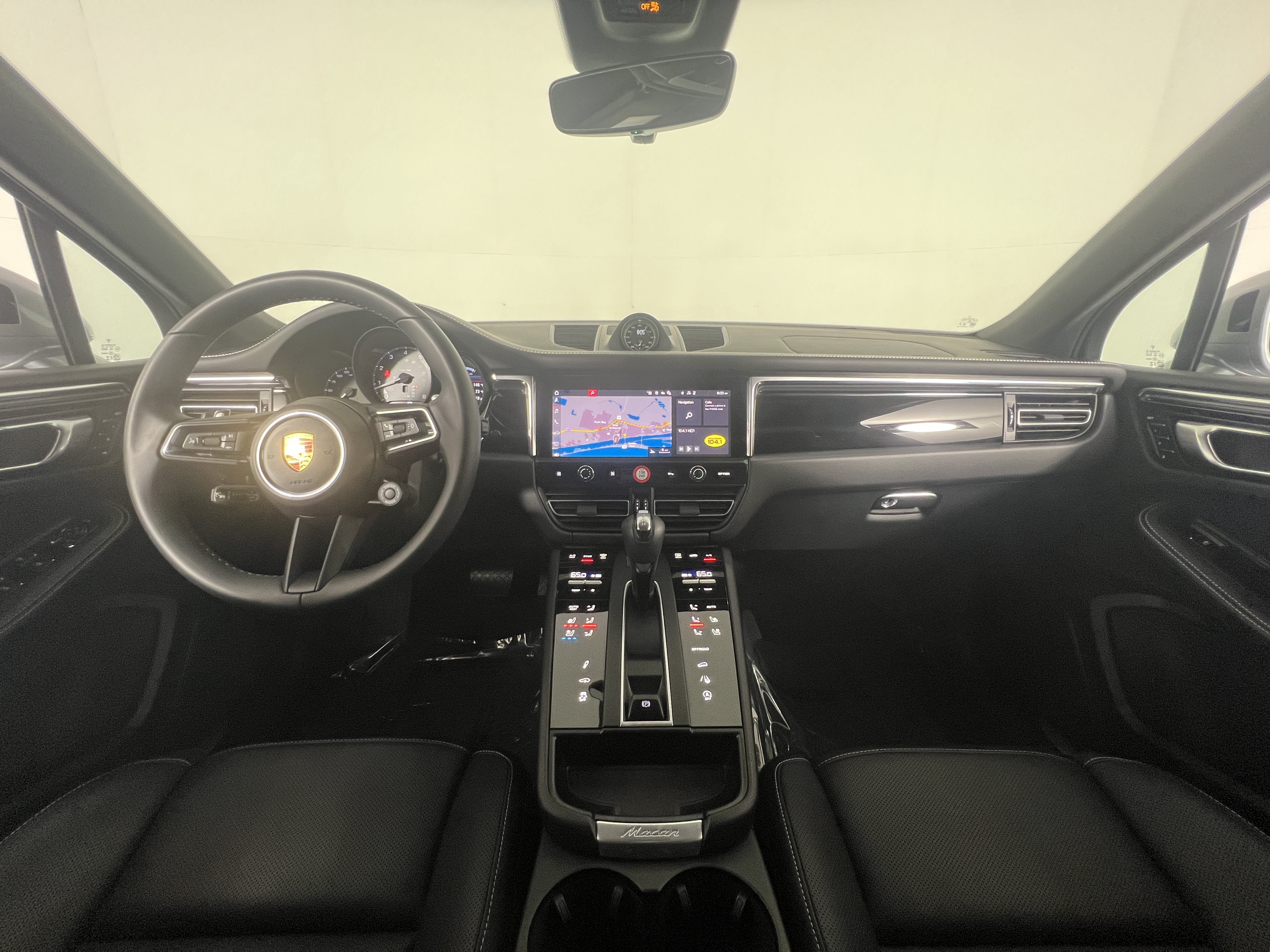 Certified 2026 Porsche Macan S AWD/4WD image 13