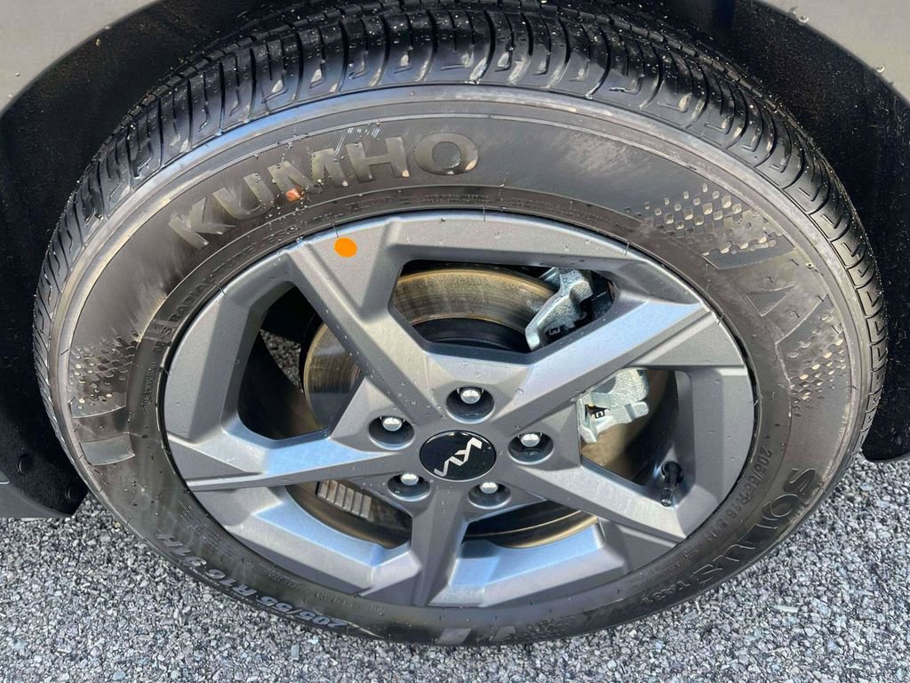 Certified 2025 Kia K4 LXS image 33