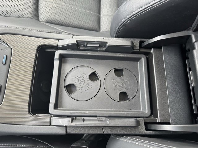 Certified 2022 Toyota Venza Limited image 24