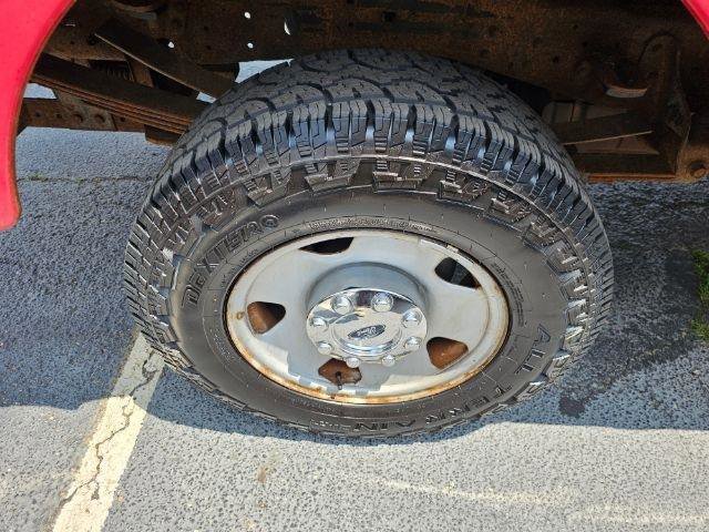 Used 2005 Ford F250 XL image 27