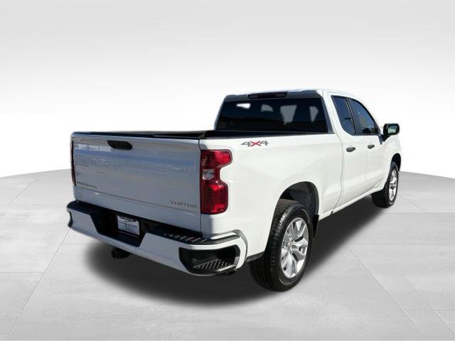 Used 2026 Chevrolet Silverado 1500 Custom AWD/4WD image 2