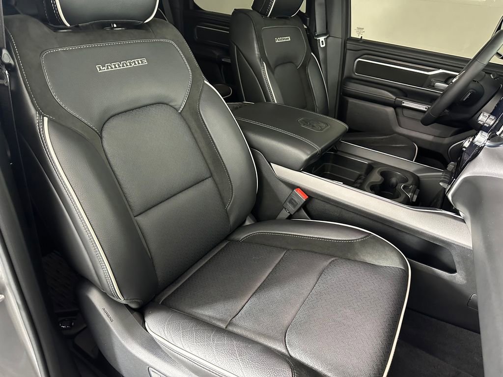 Used 2025 RAM 1500 Laramie w/ Laramie Southwest Edition AWD/4WD image 34