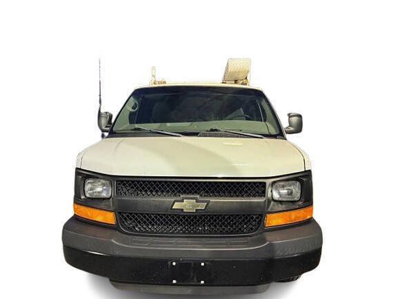 Used 2014 Chevrolet Express 3500 image 1