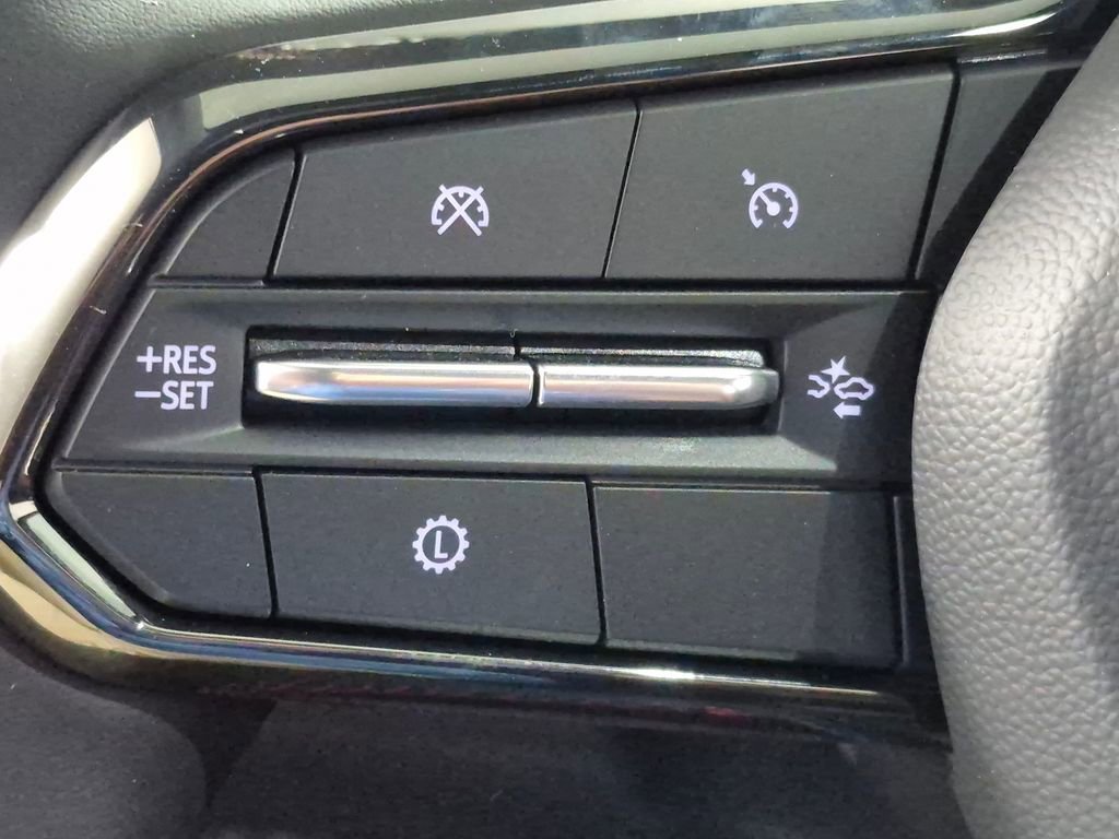 New 2026 Chevrolet Equinox RS w/ Convenience Package III FWD image 12